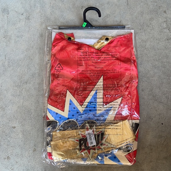 Comic Book Girl Adult Costume! New! - Picture 5 of 5